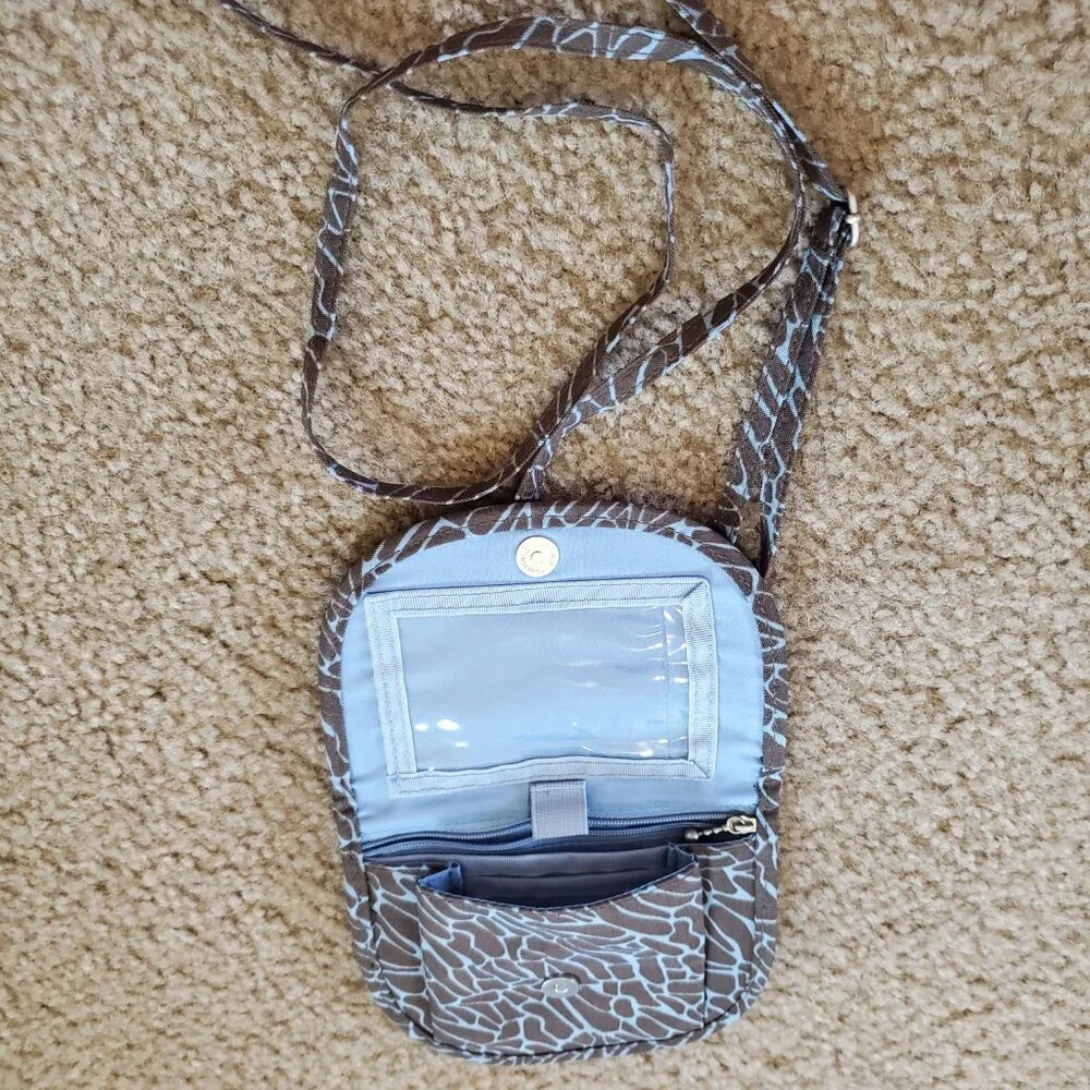 HIPPIE PURSE by Baggallini in NEW CONDITION. - Picture 5 of 5